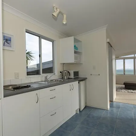 Doubtless Bay Retreat Apartment Coopers Beach Exterior photo